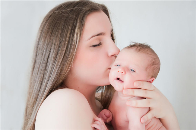 母乳不足怎么办 帮助产妇快速恢复奶水的食疗tips