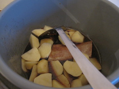 土豆烧牛肉的做法 最正宗的做法(图解）