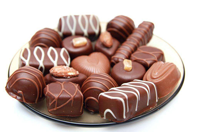 巧克力一次吃多少合适 控制住爱吃的嘴不然胖死你