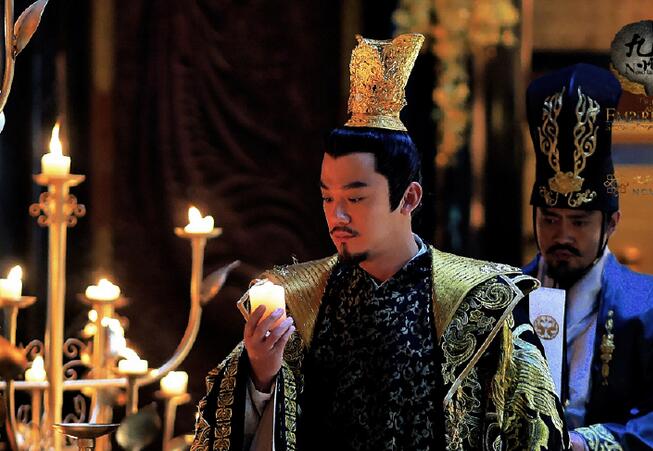 海上牧云记牧云勤为什么要杀银容 牧云勤杀死最爱女人原因