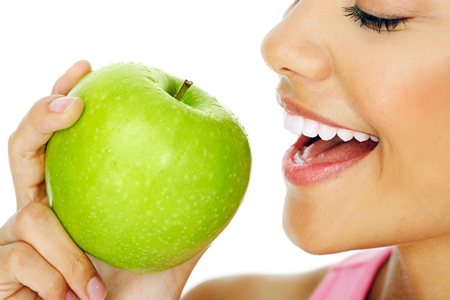 空腹吃苹果可以减肥吗 减肥或伤胃乱吃必会中伤胃这招