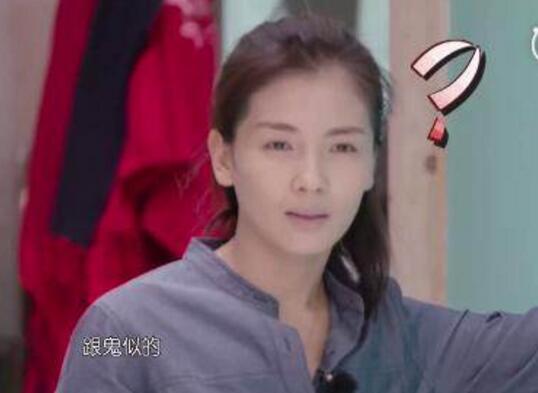 刘涛遭吐槽像鬼 化淡妆面色苍白似女鬼遭老公吐槽