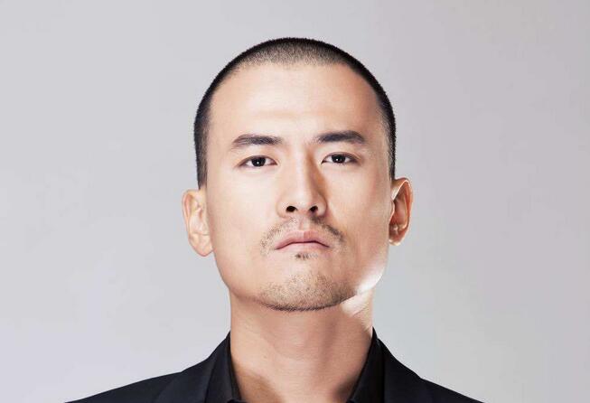 赫子铭有新女朋友 还没有正式离婚却再爆猛料有女友是真的吗