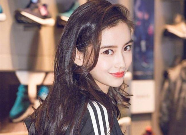 baby回应上热搜 似乎为了掩饰尴尬称由因造谣者道歉