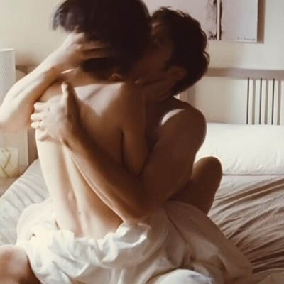 我便无法克制自己不去消受门那边迷人的风景 我便无法克制自己不去消受门那边迷人的风景