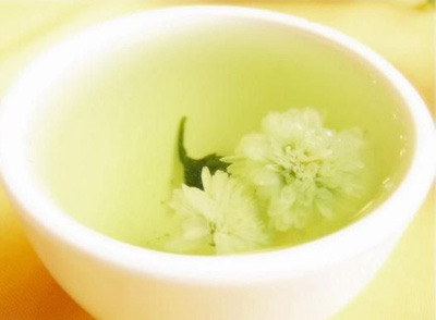 菊花茶中含有丰富的维生素A