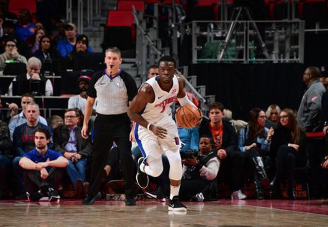 杰克逊三级扭伤 伤情揭秘引关注何时延续他黑马本色