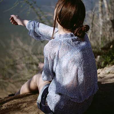 拥有一群共同的朋友对维护家庭关系有着非常大的帮助。