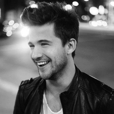 对于女人来说,结婚是一件既令人神往又让人紧张不安的事 对于女人来说,结婚是一件既令人神往又让人紧张不安的事