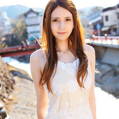 他的这些行为让我很反感，我觉得他不信任我