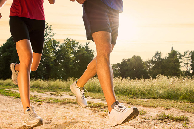 早晨空腹跑步减肥吗 空腹跑步不利于减肥更对健康无益