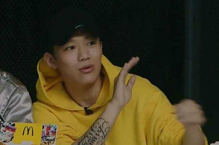 pg one女朋友扒皮 pgone昔日情史遭扒最后恋上李小璐?