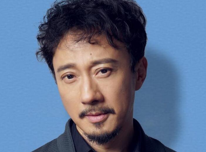 赵立新妻子俞岚照片 天涯知乎扒皮赵立新感情史有两段婚姻