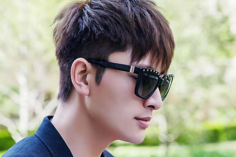 贾乃亮苏州深夜买醉 亮哥深夜买醉哭成泪人画面引心疼