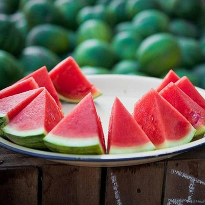 西瓜是夏季的水果“皇后”