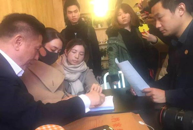 马苏现身海淀法院 黄毅清被告诽谤罪是否有牢狱之灾