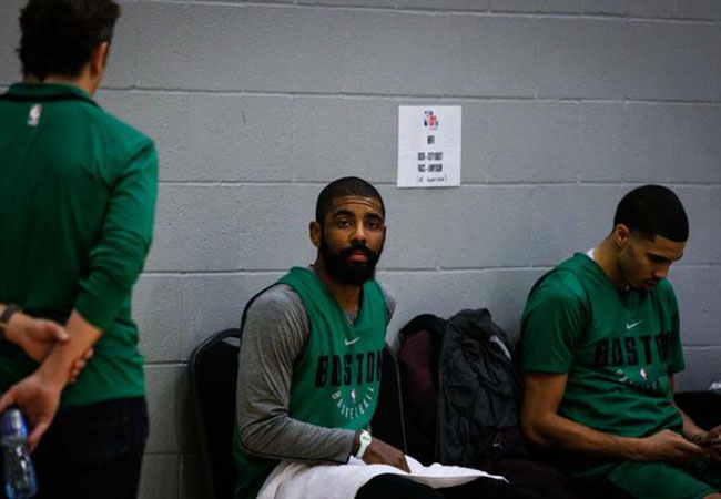 欧文点赞詹姆斯喷队友 网友言堪称前任4赞詹姆发飙一幕曝光