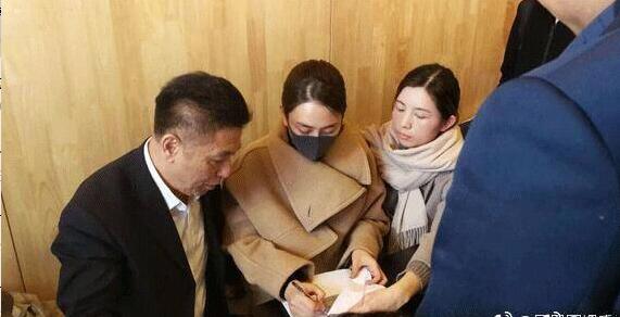 马苏去法院起诉黄毅清了吗 马苏现身法院怒告黄毅清诽谤