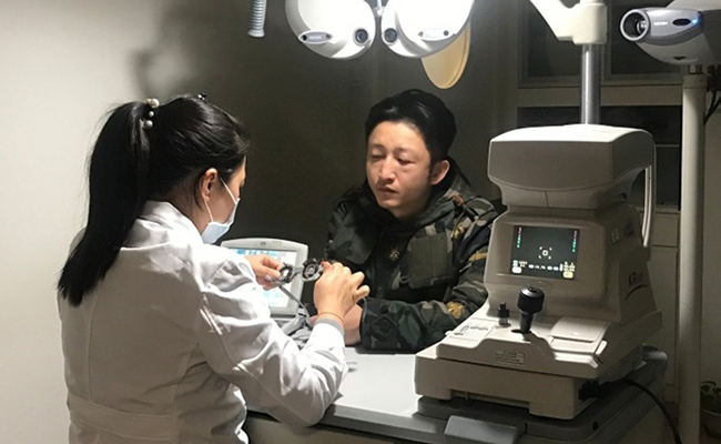 邹市明出院获证实 工作室晒照邹市明发文感谢粉丝关心