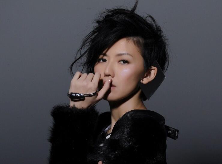 孙燕姿被传怀二胎 孙燕姿默认怀孕爆7月生娃美美照曝光