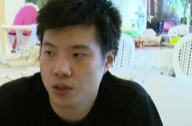 黄毅清父亲是黄菊吗 天涯扒皮黄毅清父亲经商身价很惊人