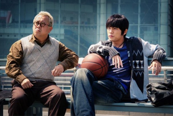 周杰伦力挺曾志伟 周董不相信曾志伟是那样的人发声力挺