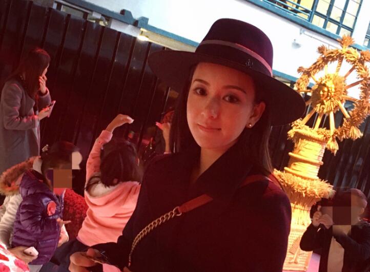 方媛产后复出捞金 方媛产后复出没想到她产后身材如此火辣