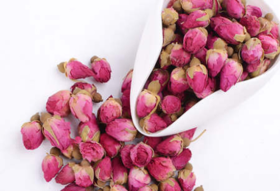 玫瑰花茶的功效与作用是什么 玫瑰花茶和什么搭配好