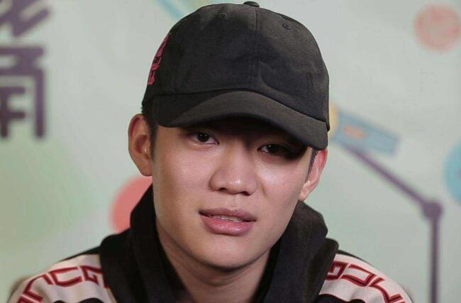 李小璐完美脱身 好闺蜜马苏变一番成女主波及众多明星