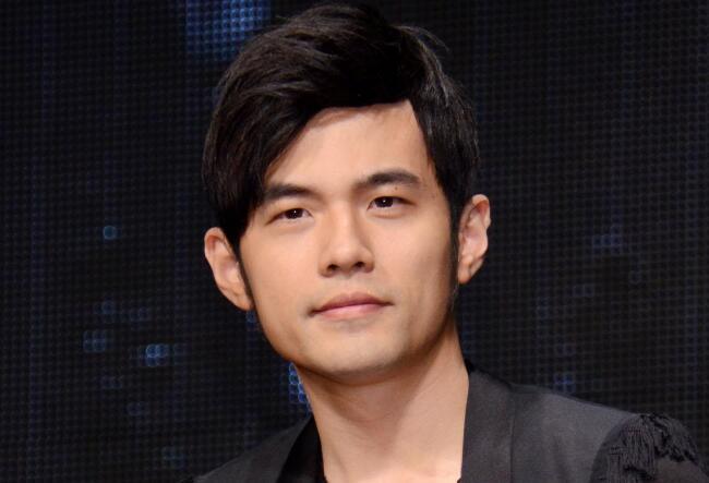 周杰伦捞金1.1亿 周董中国新歌声片酬达上亿