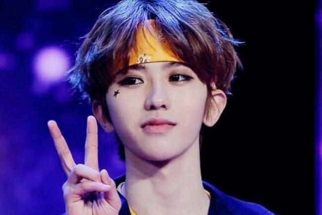 蔡徐坤被公司炒了吗 蔡徐坤退团是因为惹怒了公司高层?