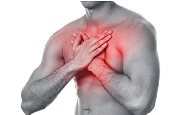 胸口中间疼是怎么回事 胸口中间疼当心患上了这些疾病