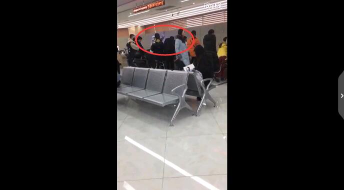 gai威胁房交所工作人员 嚣张放话威胁工作小妹视频泄露