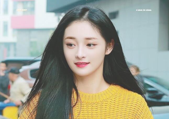 周洁琼整容 天生就长得那么美何来的整容之说照片美照曝光