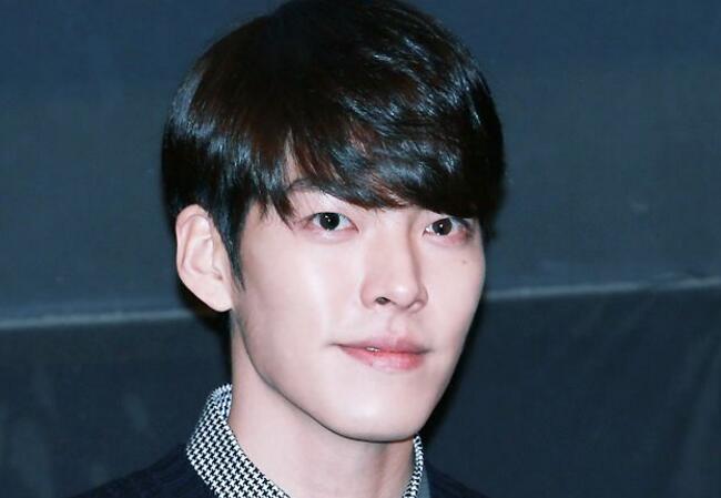 金宇彬因鼻咽癌无法入伍 粉丝盼身体快点好起来