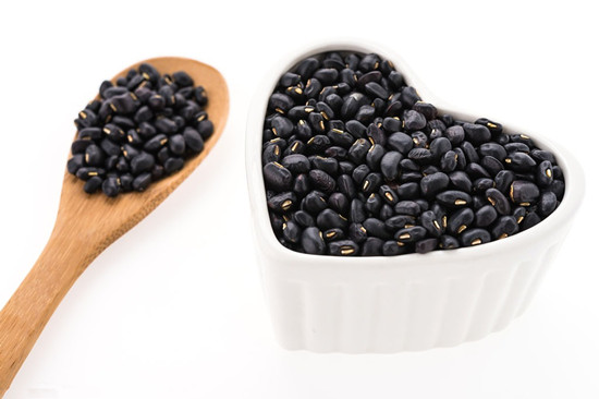 黑豆的营养价值是什么 女性吃黑豆的好处有什么