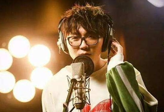 吐槽大会2收官张绍刚池子李诞再聚首 张靓颖空降当主咖