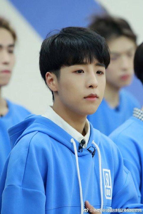 林超泽模仿朱正廷被粉丝diss?林超泽模仿真的很过分么?