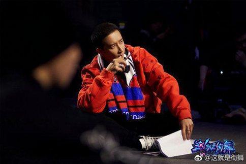 这就是街舞开播两期道歉三次 下一个是给罗志祥道歉么?