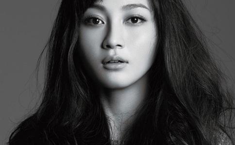 36岁姚笛被成功求婚 富二代男友身份揭秘