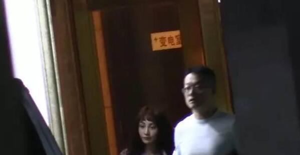 36岁姚笛被成功求婚 富二代男友身份揭秘