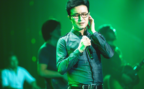 歌手2018汪峰歌单《等待》歌曲欣赏