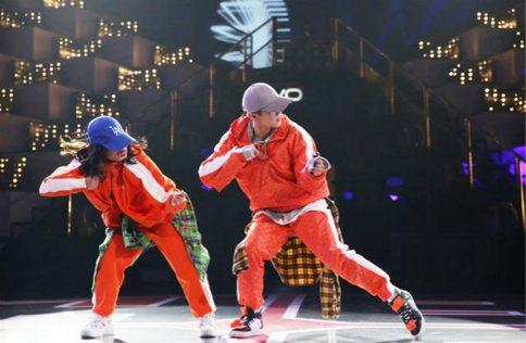 《热血街舞团》四位召集人被吐槽?鹿晗、陈伟霆开场舞怎么评价?