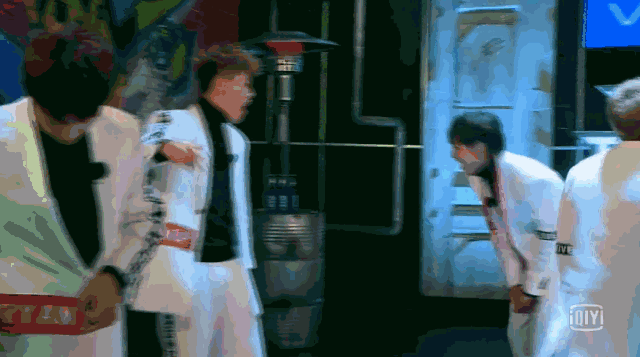 《热血街舞团》数据全面压倒《这就是街舞》?热血首播数据炸裂