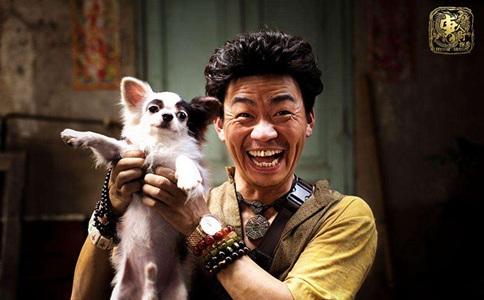 王宝强亲自领金扫帚奖说了什么?网友表示杨幂应该学学!