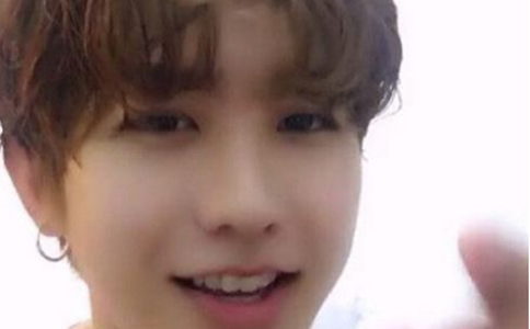 蔡徐坤在什么平台直播直播ID号是多少怎么看