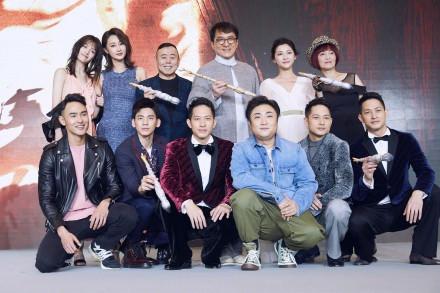 成龙批评年轻演员说的是谁?成龙坦言曾违心夸赞小鲜肉