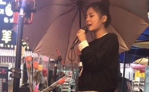 快手花姐资料介绍 快手花姐《等一分钟》