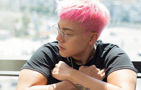 陈伟霆《清醒梦境》完整歌词欣赏