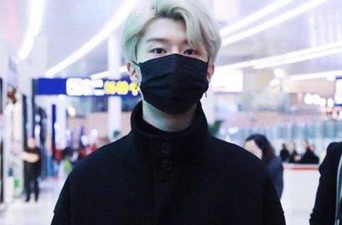 偶像练习生素颜照公开 Justin反差大灵超撞脸鹿晗